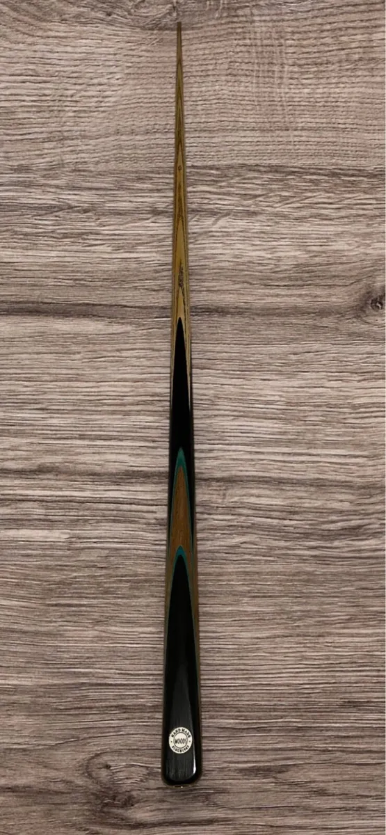 Used Cue In Very Good Condition - Image 4