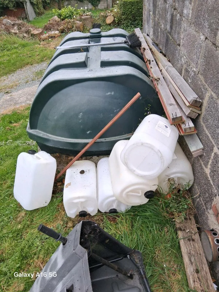 25 litre drums - Image 1
