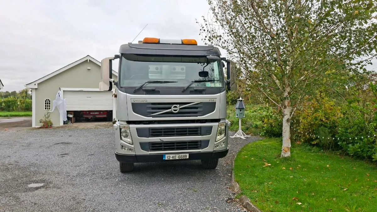 Volvo 13 litre Tipper. - Image 2