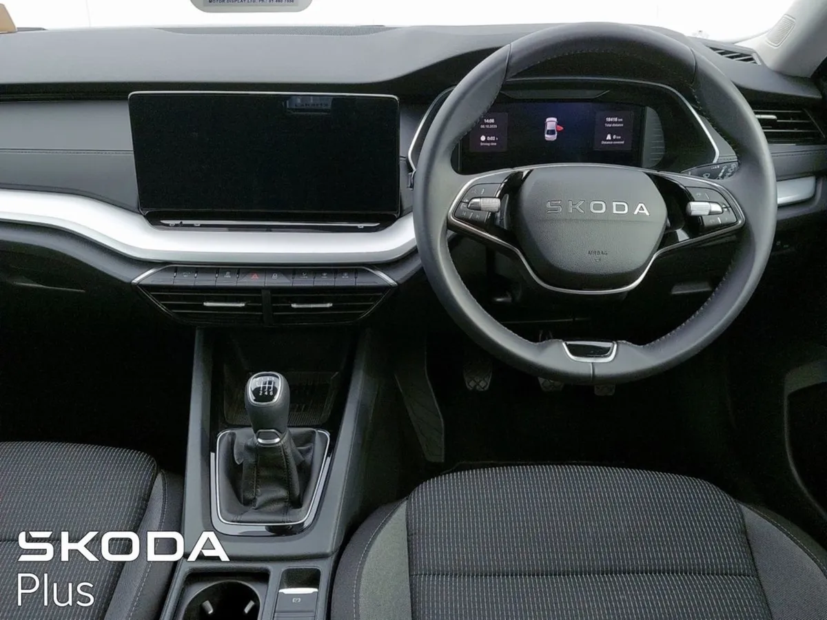 Skoda Octavia Selection 1.5tsi 115HP - Image 2