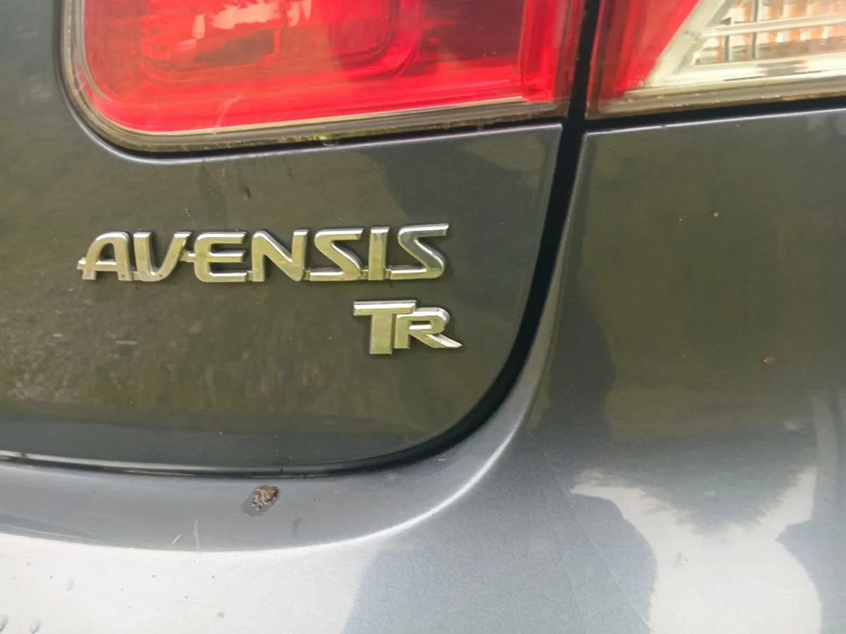 toyota avensis 2.2 turbo  diesel 150hp nct tax - Image 4