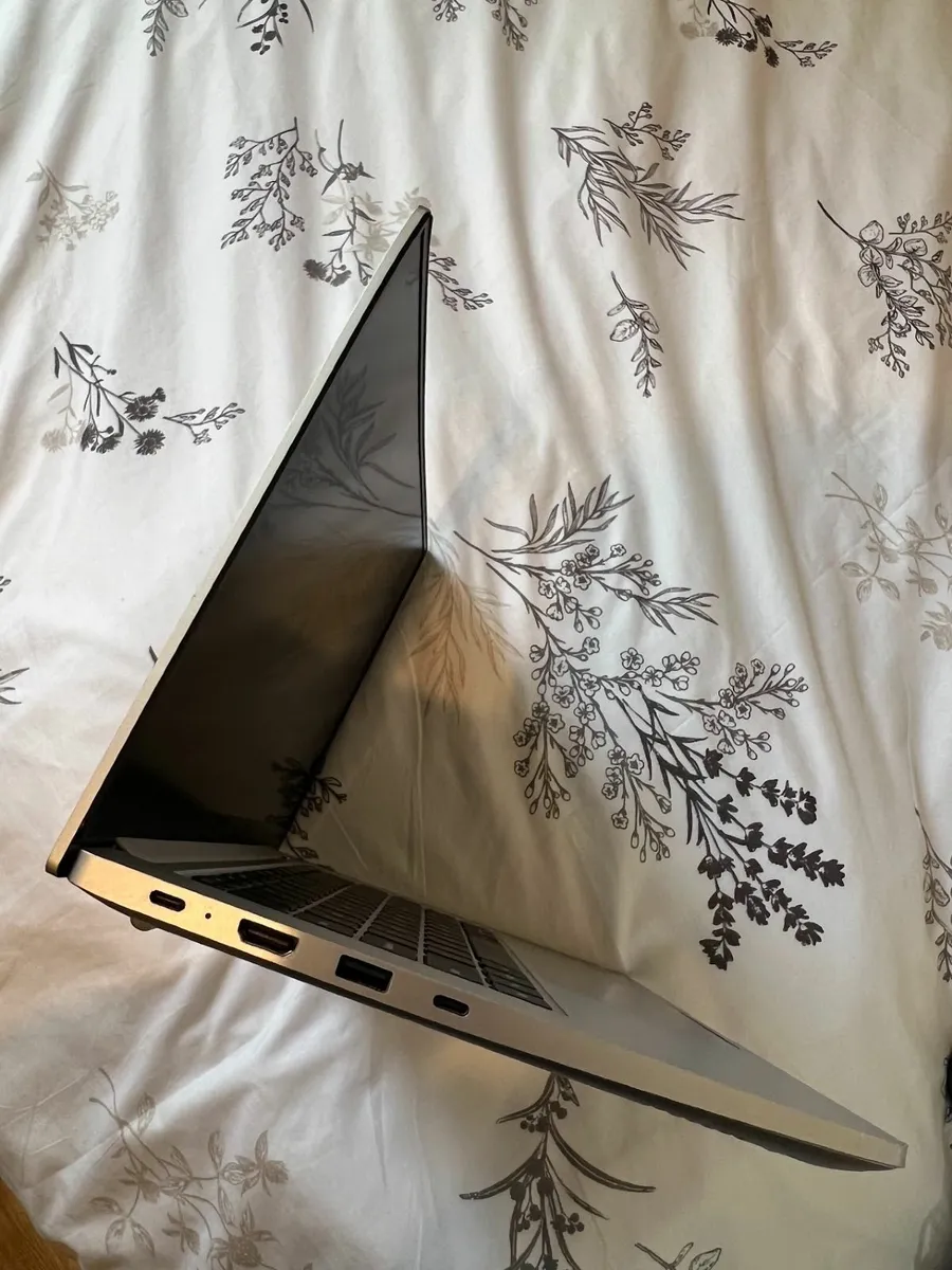 Xiaomi Book Ryzen 7 512gb 16gb AMD GPU - Image 4