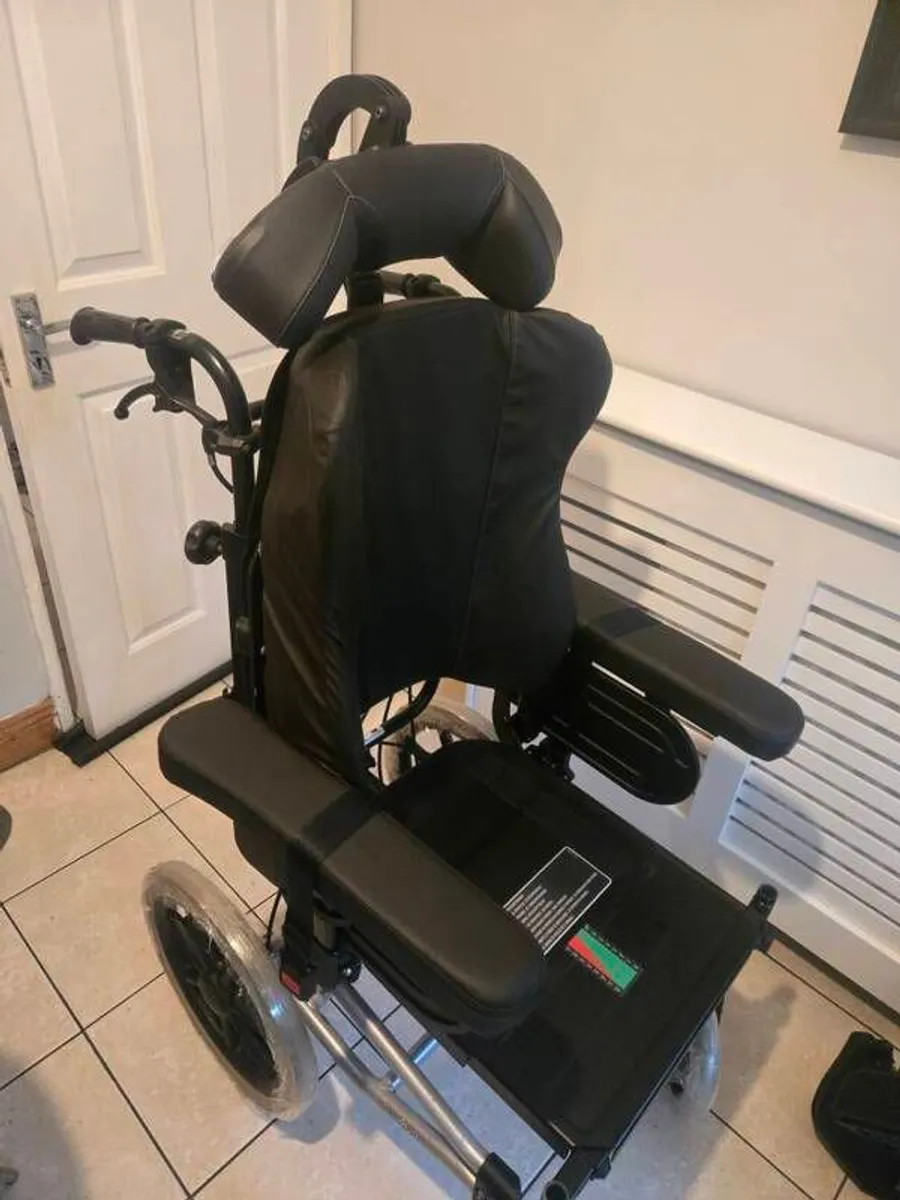Wheelchair - Image 3