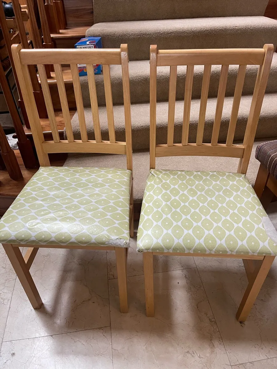 2 Pairs Of Matching Solid Kitchen Dining Chairs - Image 1