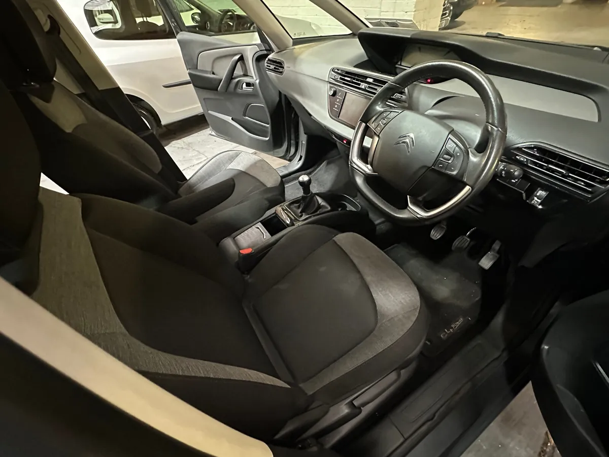 Citroen C4 BlueHDi 100 Touch Low Miles - Image 4