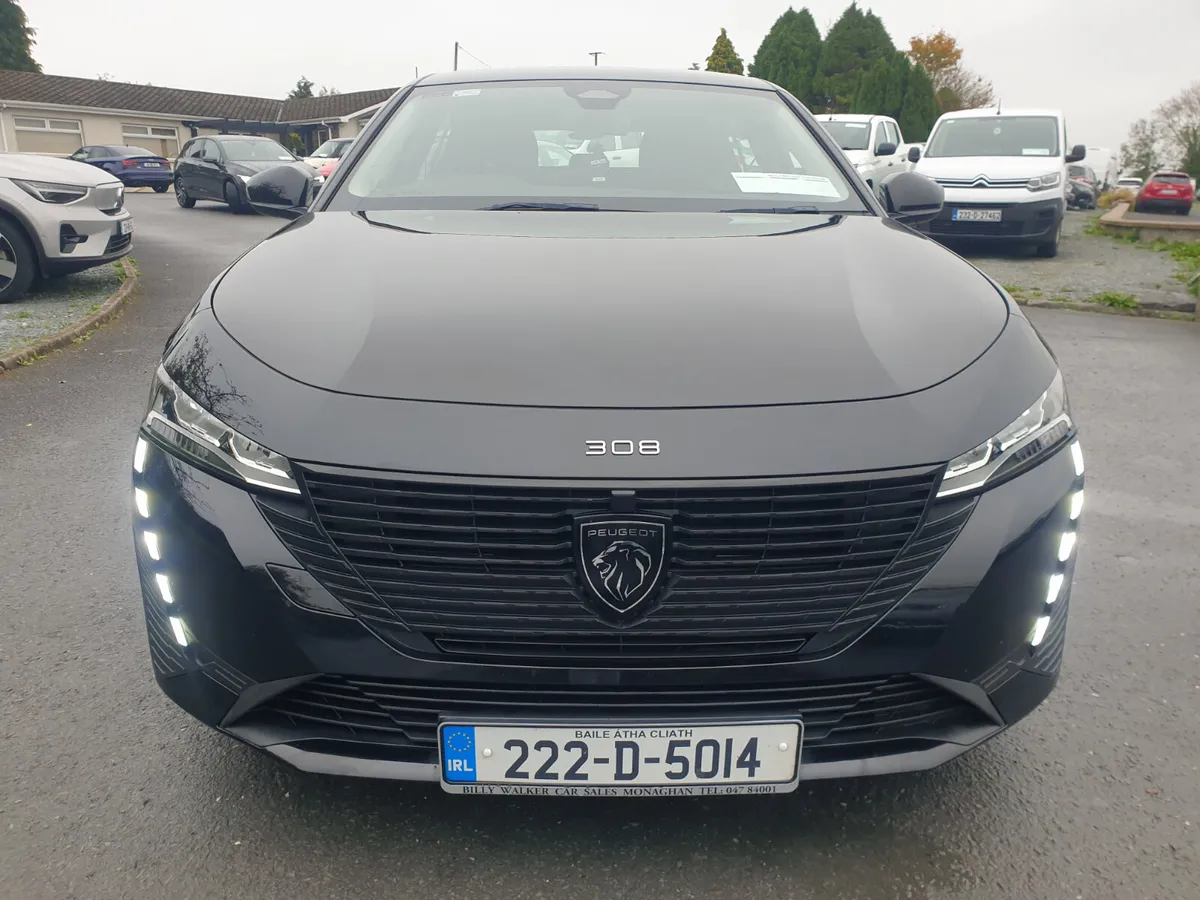 Peugeot 308 2022 - Image 3