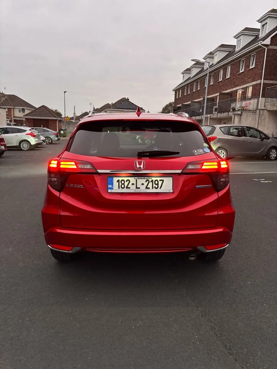Honda Vezel 2018 Hybrid - Image 2
