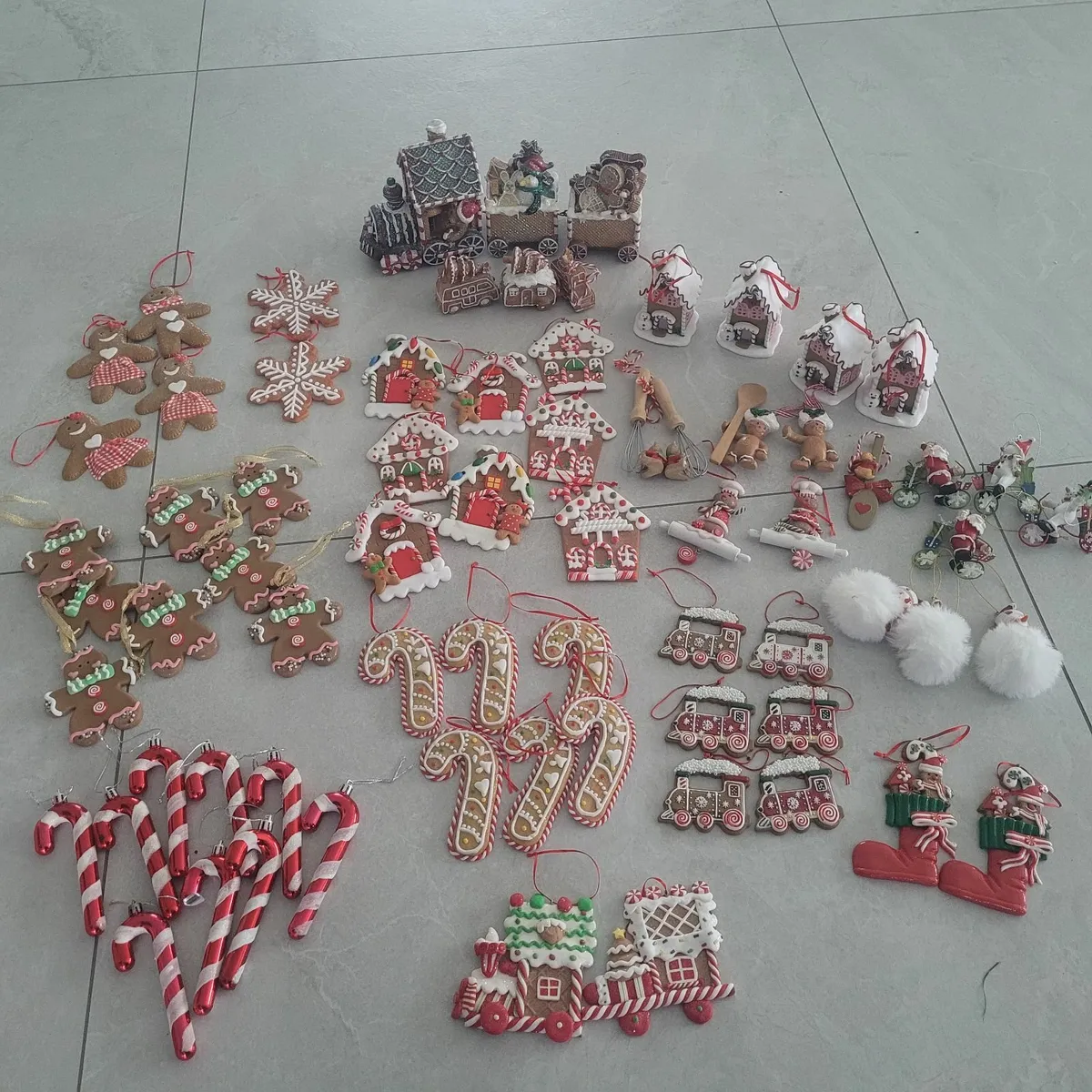 Gingerbread Christmas Tree Decorations - Image 1