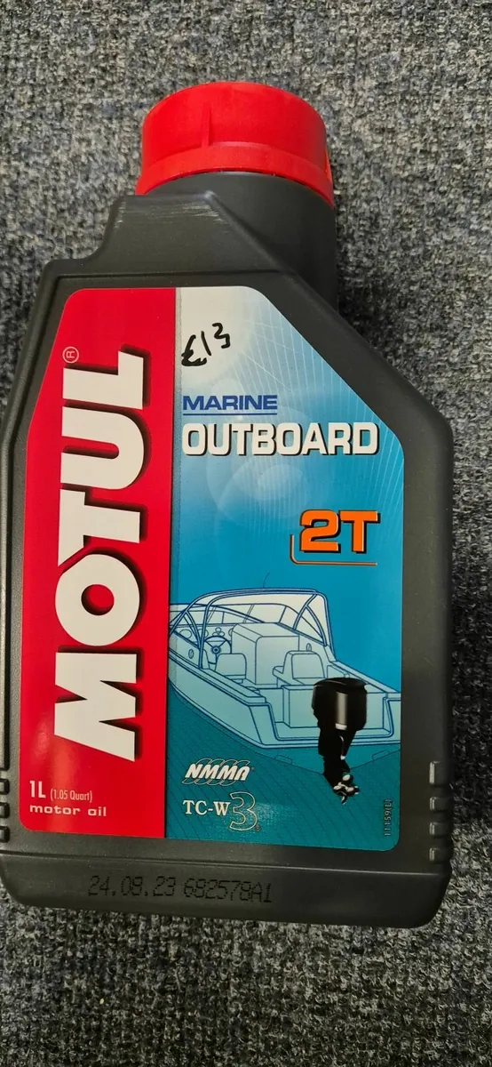Oil for the lower unit in outboard - Image 4