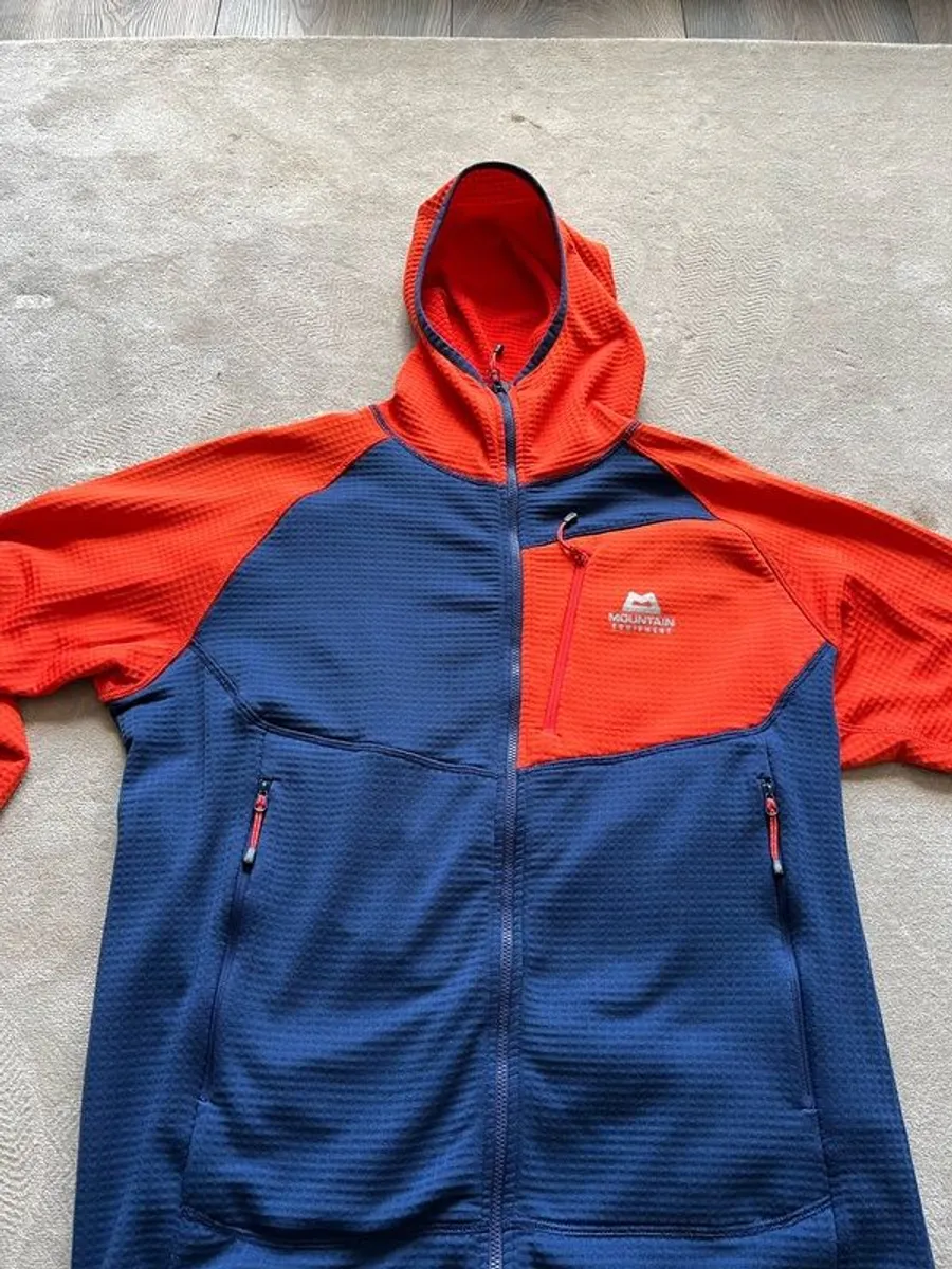 Mountain Equipment Eclipse Hooded Fleece. - Image 2