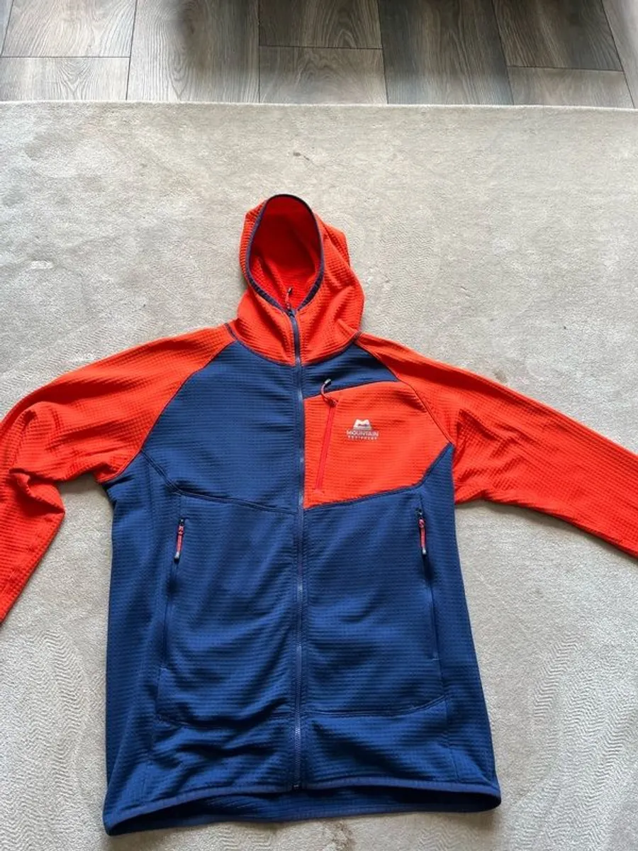 Mountain Equipment Eclipse Hooded Fleece. - Image 3