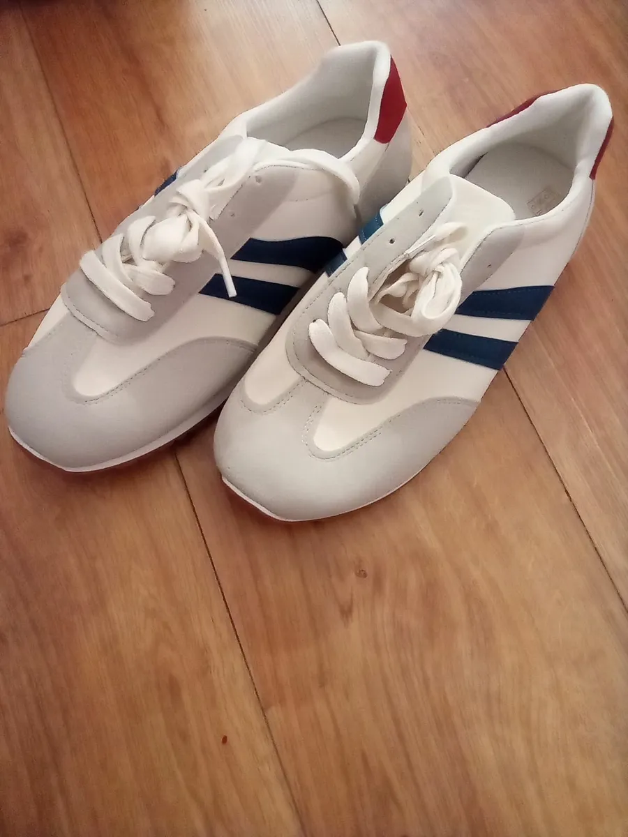 Men's Shoes Size 7