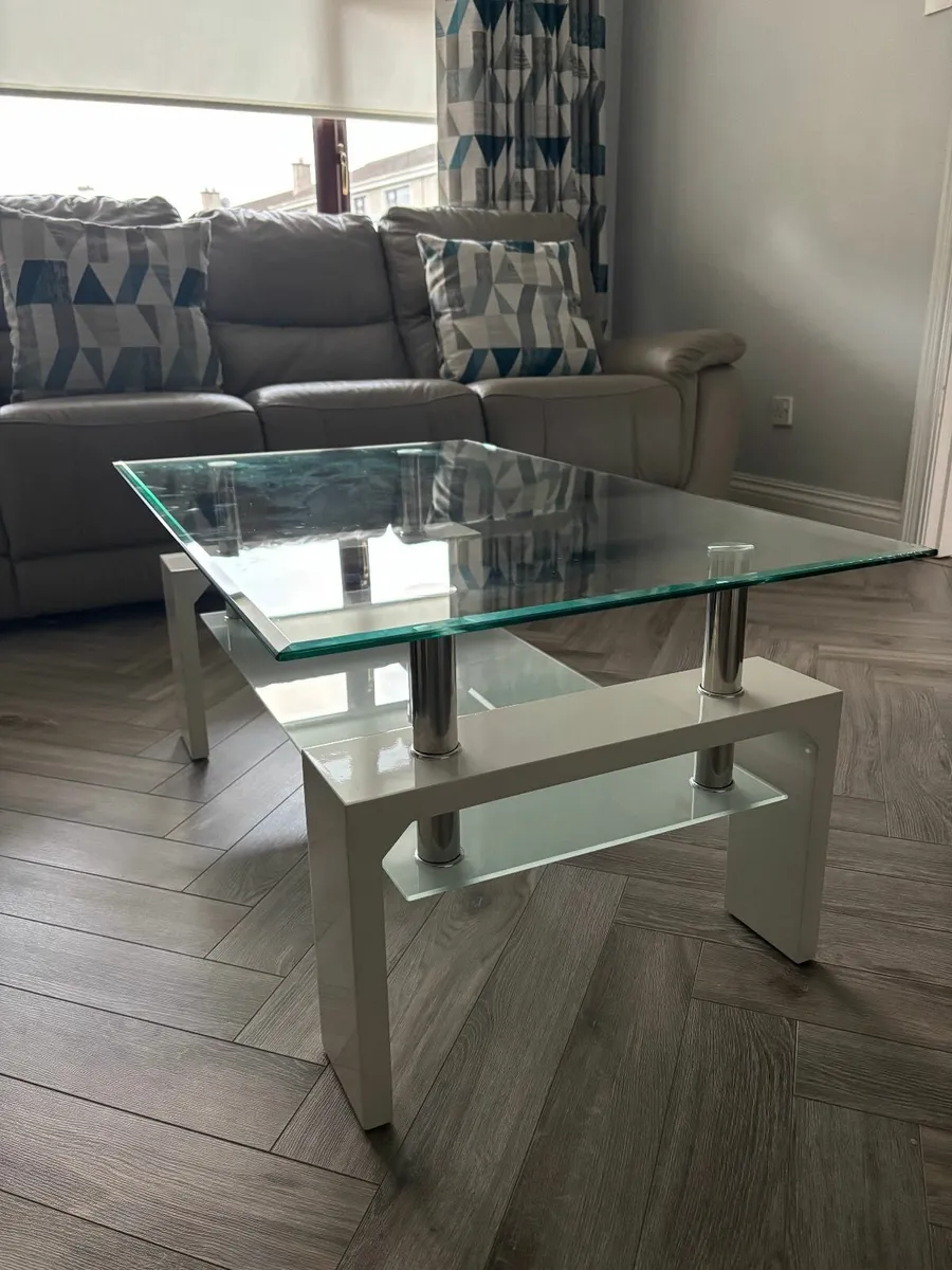 Coffee table - Image 1