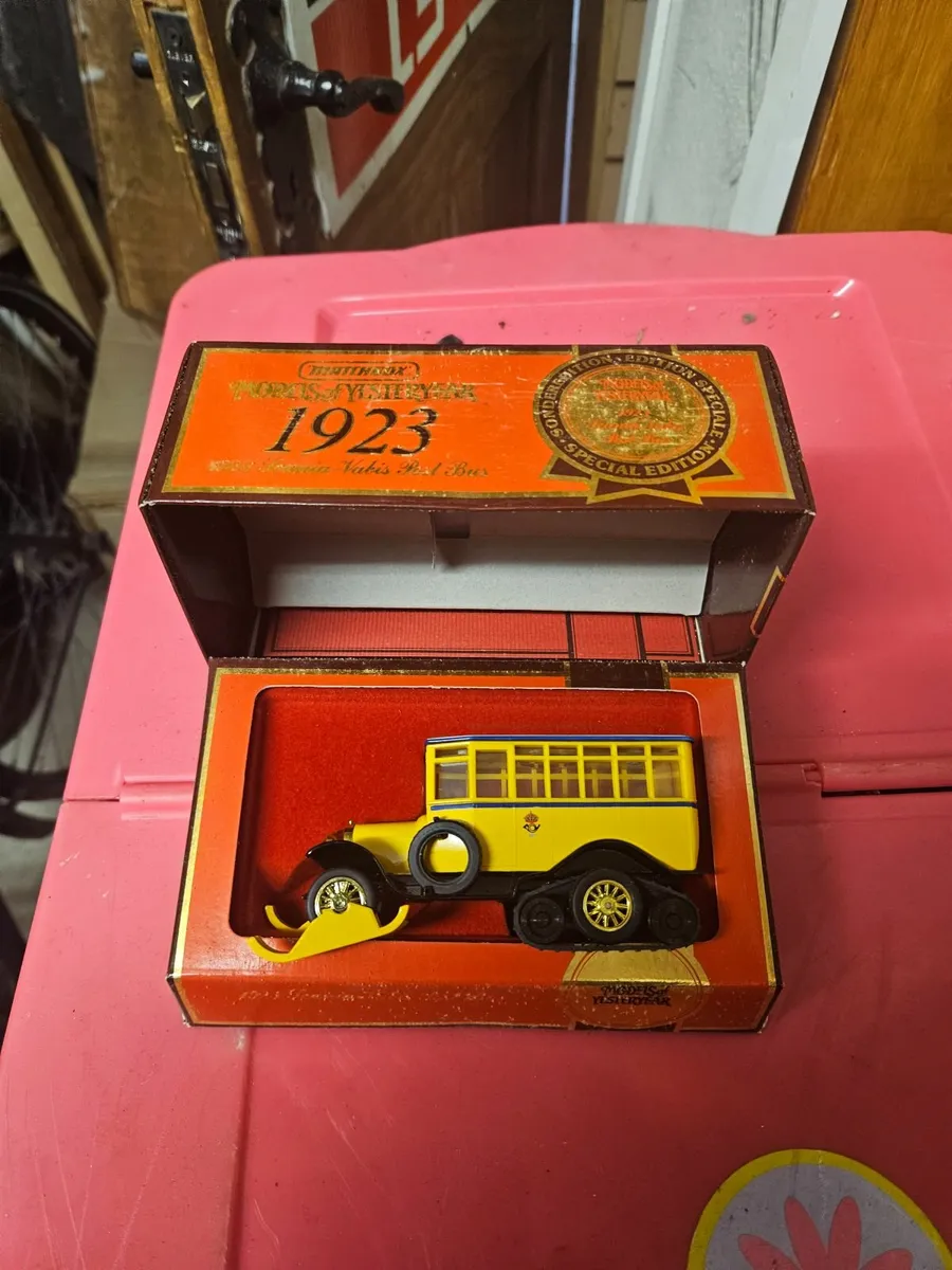Matchbox Yesteryear Post Bus - Image 1