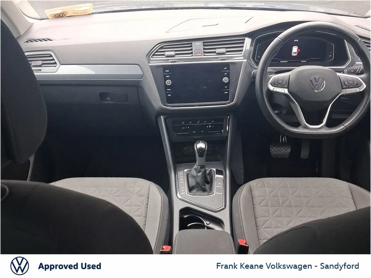 Volkswagen Tiguan  life  1.4tsi Phev 245HP  frank - Image 2