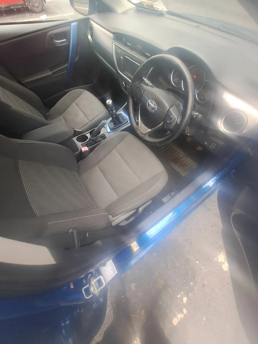 2013 Toyota Auris 1.3 Petrol - Blue - 103,692 - Image 4