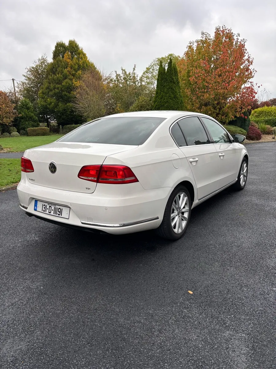 131 TDI highline Passat *LOW MILEAGE* - Image 2