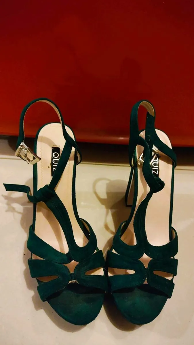 Stylish QUIZ Green Strappy Heels – Elegant & Eye-C - Image 1