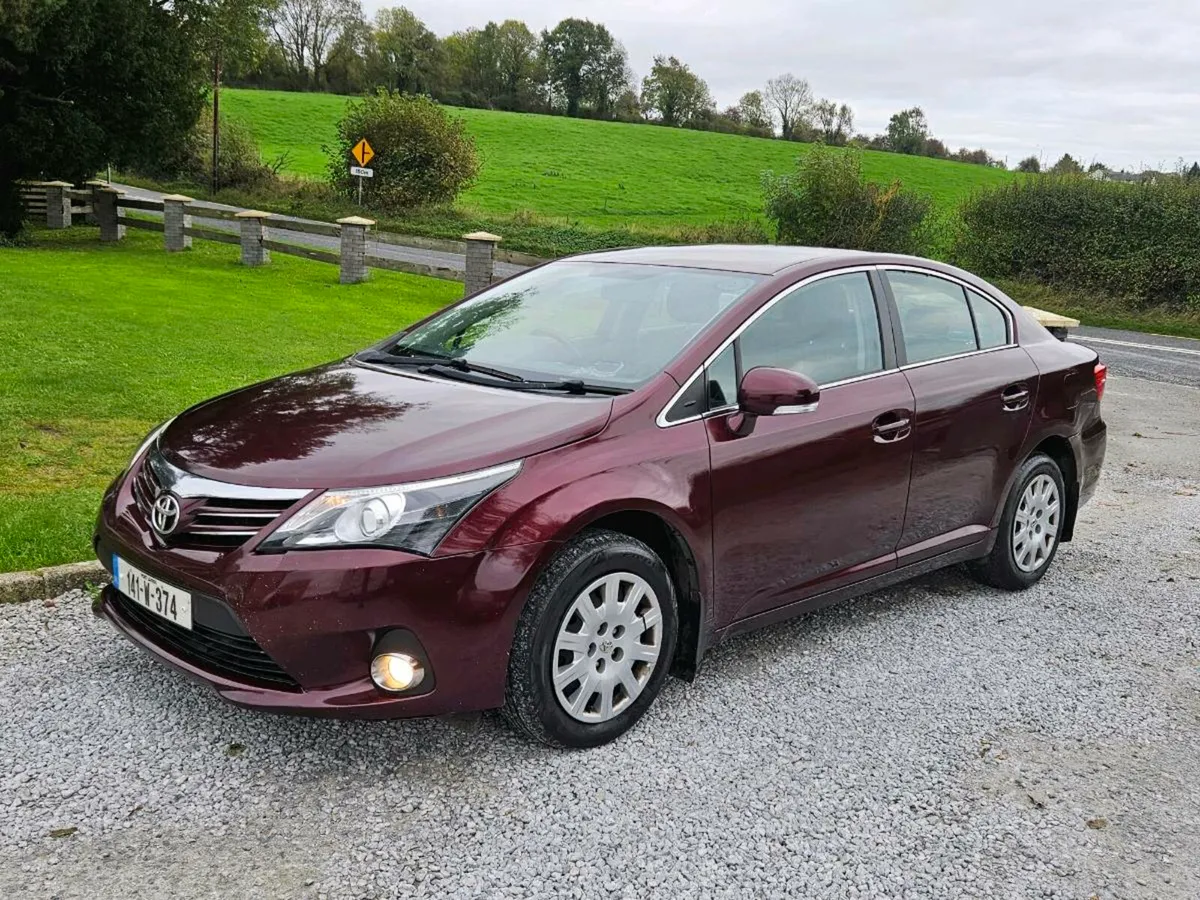 2014 Toyota avensis 2.0 diesel 6-speed - Image 1
