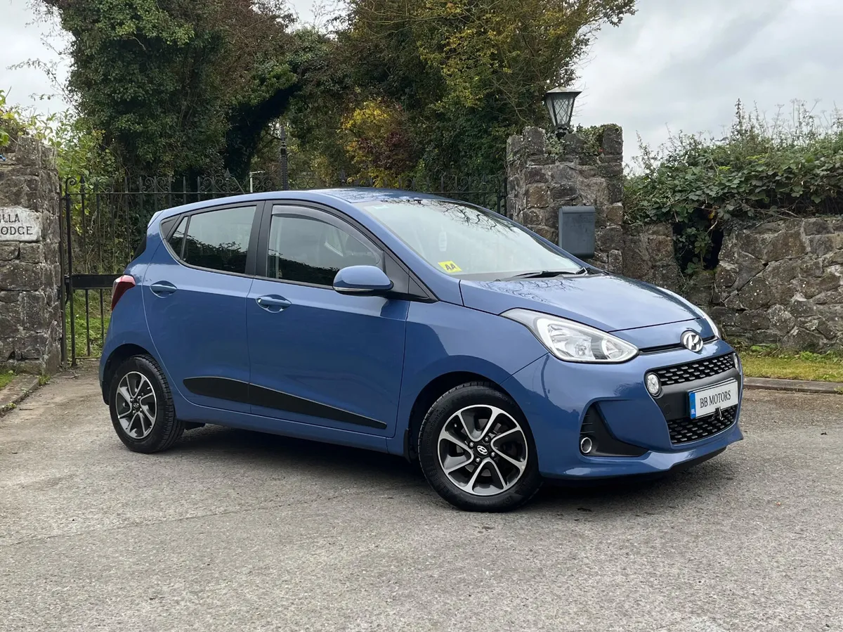 Hyundai i10 1.0 Deluxe - Image 3