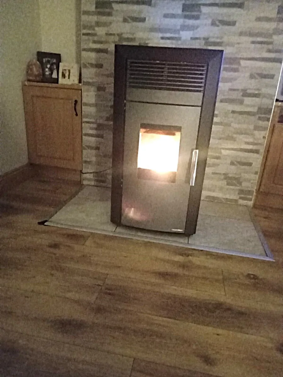 Commo 15 Wood Pellet BOILER Stove - Image 2