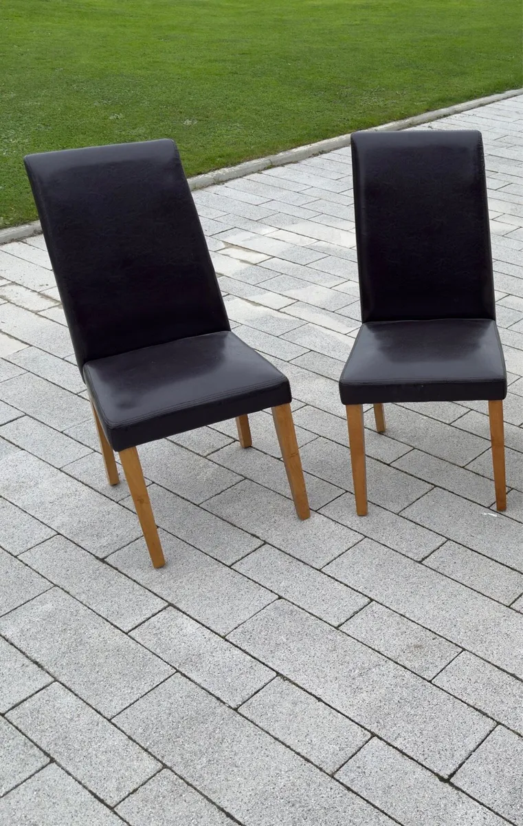 FREE  Chairs (2x) - Image 2