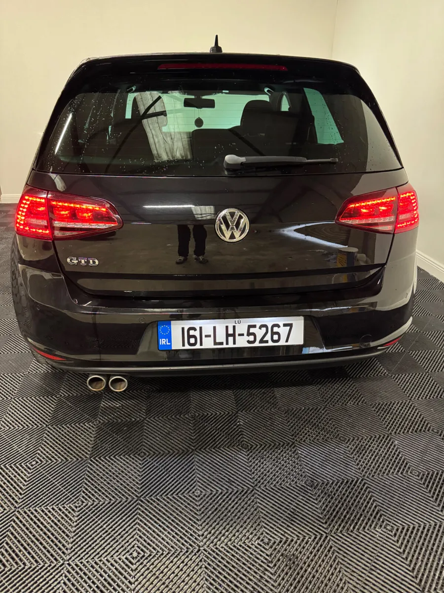2016 Volkswagen Golf GTD DSG - Image 4
