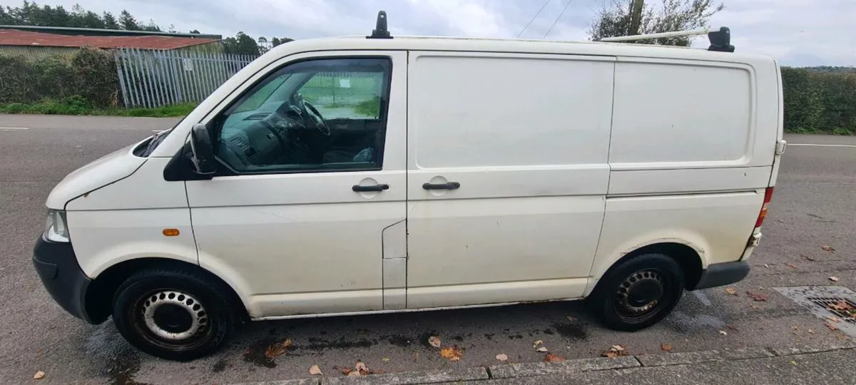Van - Image 4