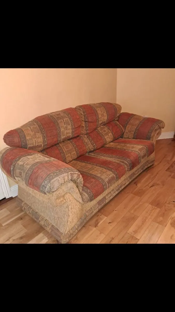 Couch - Image 2