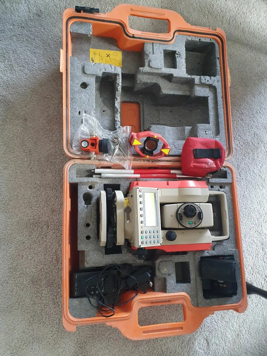 Pentax R-325 Total Station - Image 2