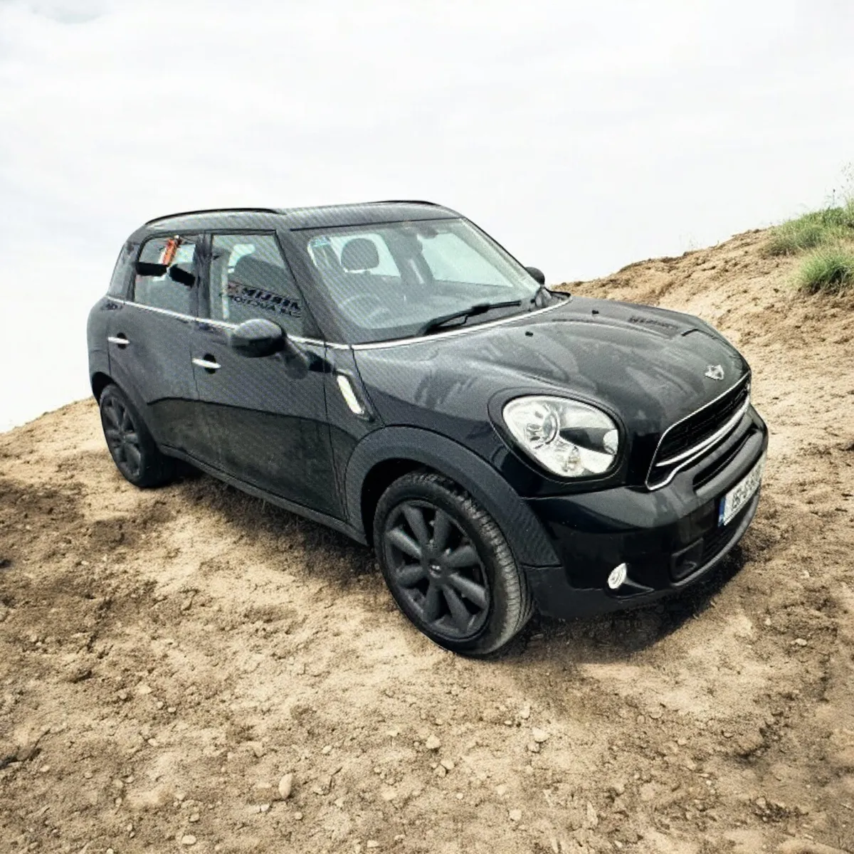 2015 Mini Countryman 2.0 COOPER D - Image 1