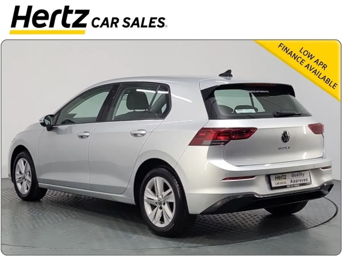 Volkswagen Golf Life 110HP 1.0 TSI Petrol Manual - Image 4
