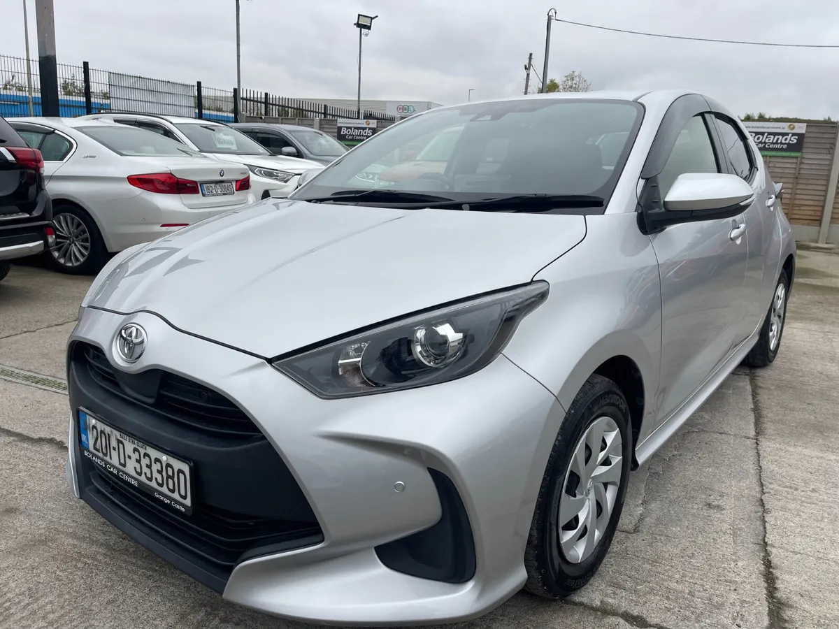 201 Toyota Yaris 1.0 Automatic 5dr Model - Image 3