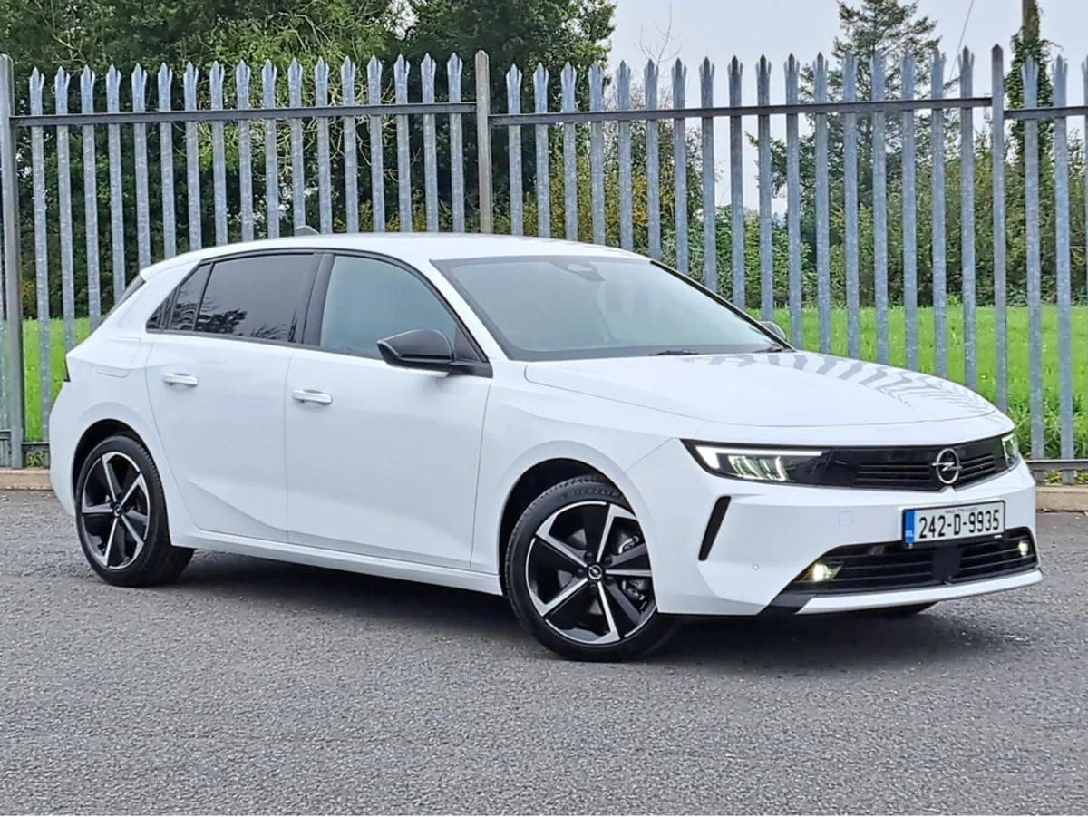 Opel Astra ELEGANCE 1.5TD 130BHP 8 SPEED AUTOMATIC - Image 2