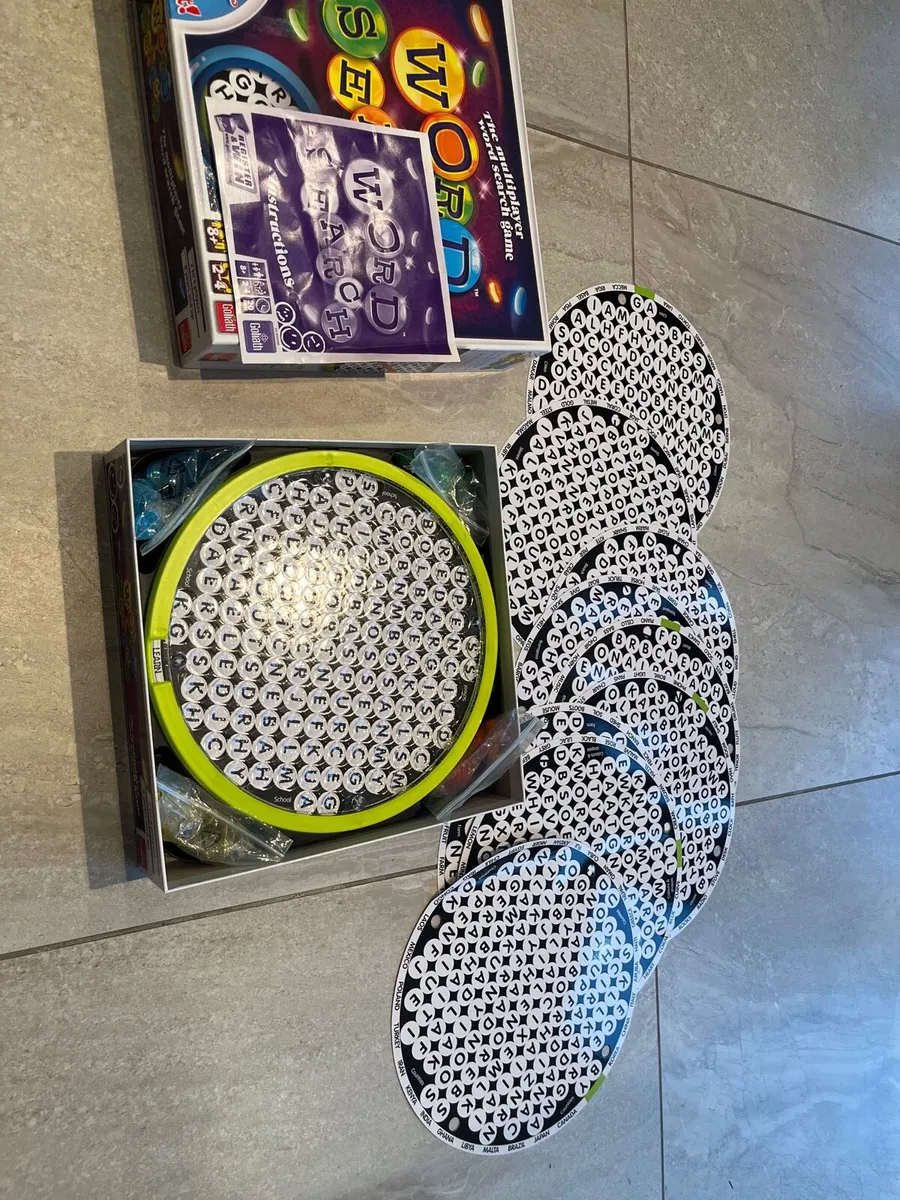 Word search board game - Image 3