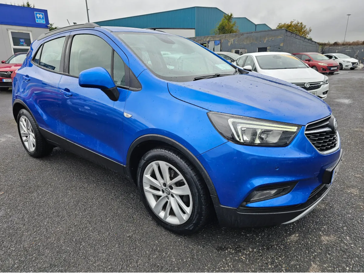 Opel Mokka DESIGN NAV ECOTEC ** LOW MILEAGE  ** HI - Image 2