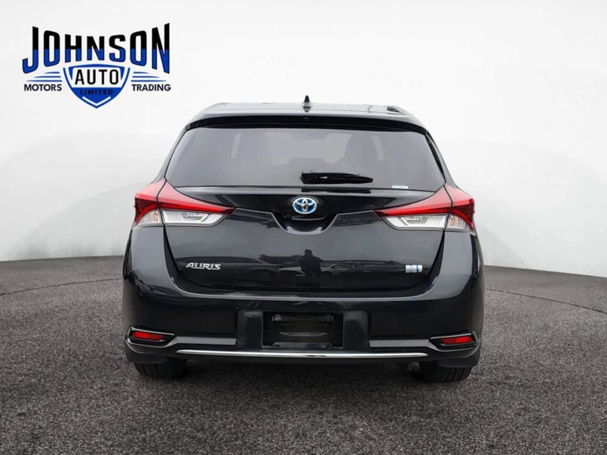 Toyota Auris 1.8 Petrol HYBRID### Full Leather - Image 2