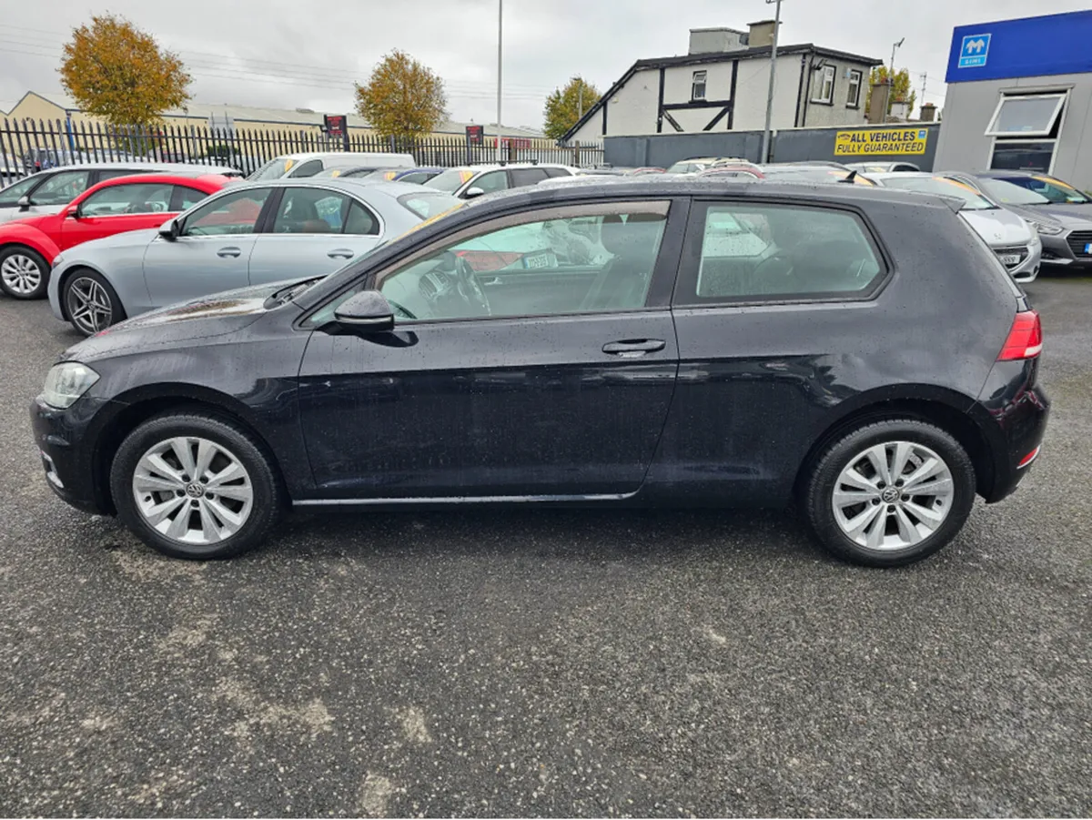 Volkswagen Golf COMFORT LINE 1.6 TDI 3DR AUTOMATIC - Image 4