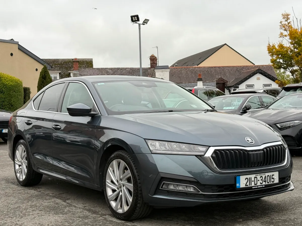 Skoda Octavia STYLE 2.0TDI DSG *IRISH CAR* - Image 3