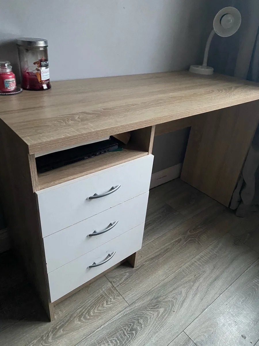 Desk - Image 1