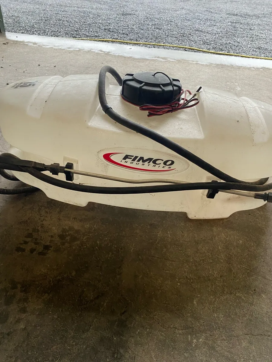 Quad sprayer - Image 1