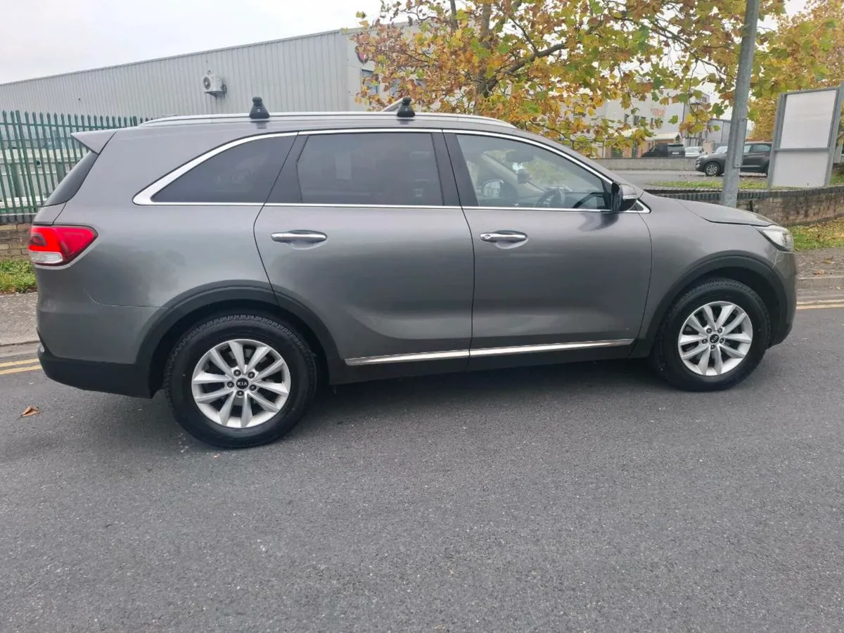 Kia Sorento - Image 2