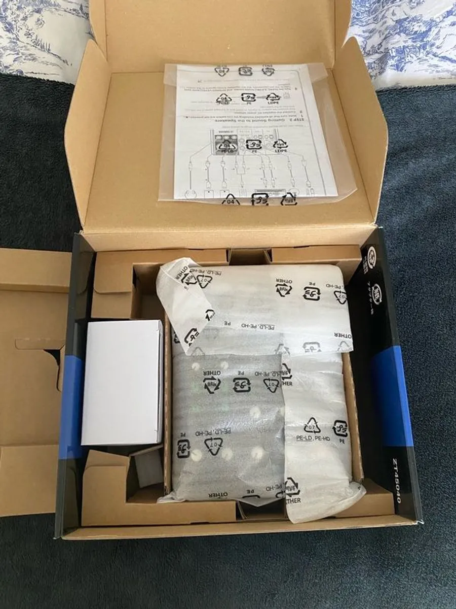 mixing console - Image 4