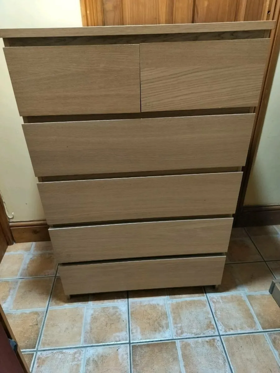 Chest of 6 drawers Malm - Image 1