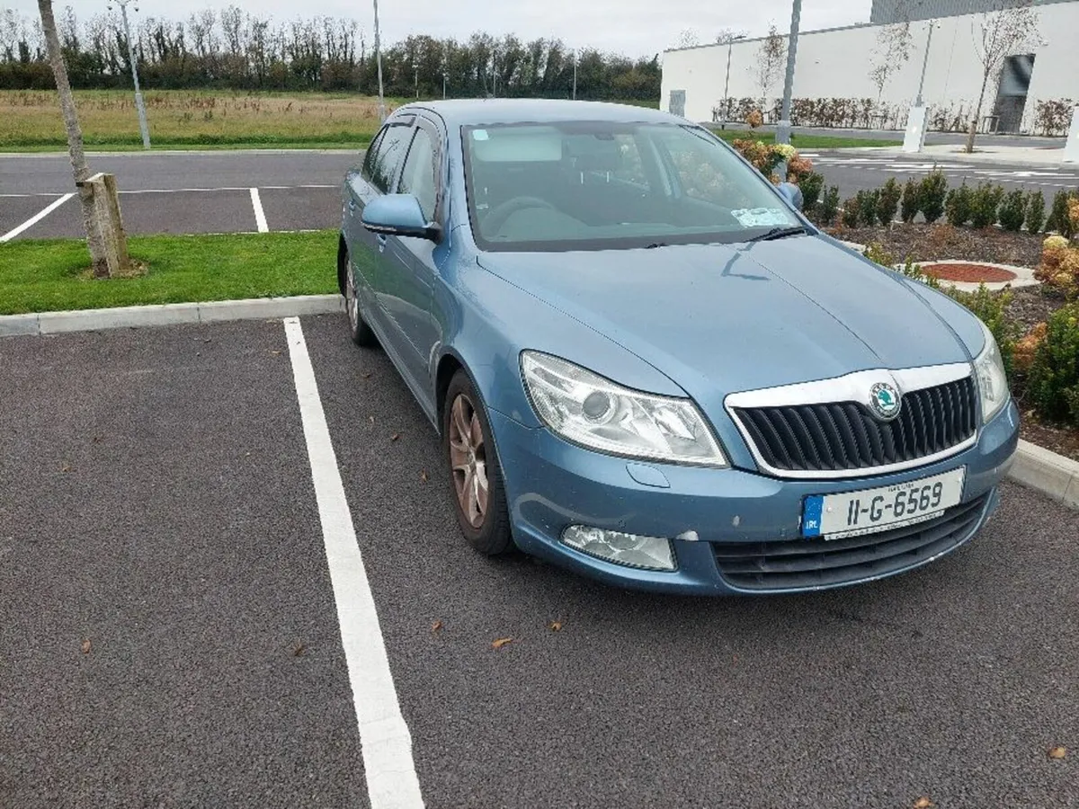 Skoda Octavia 2011 - Image 2