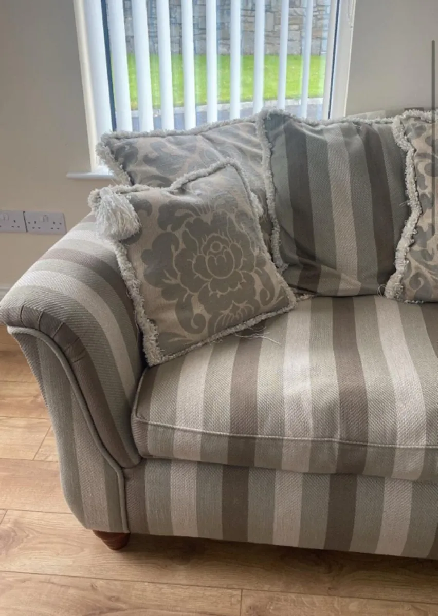 Sofa (4 seater, 2 seater and chair) - Image 2