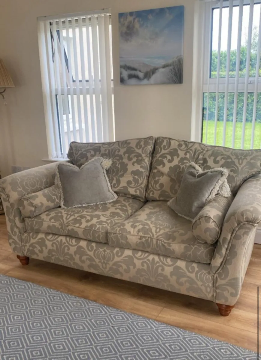 Sofa (4 seater, 2 seater and chair) - Image 4