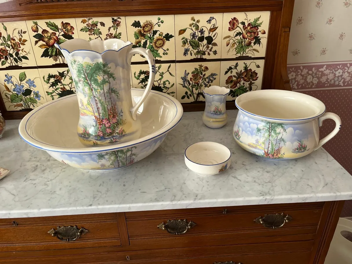 Antique Chamber Set & Wash Stand - Image 1
