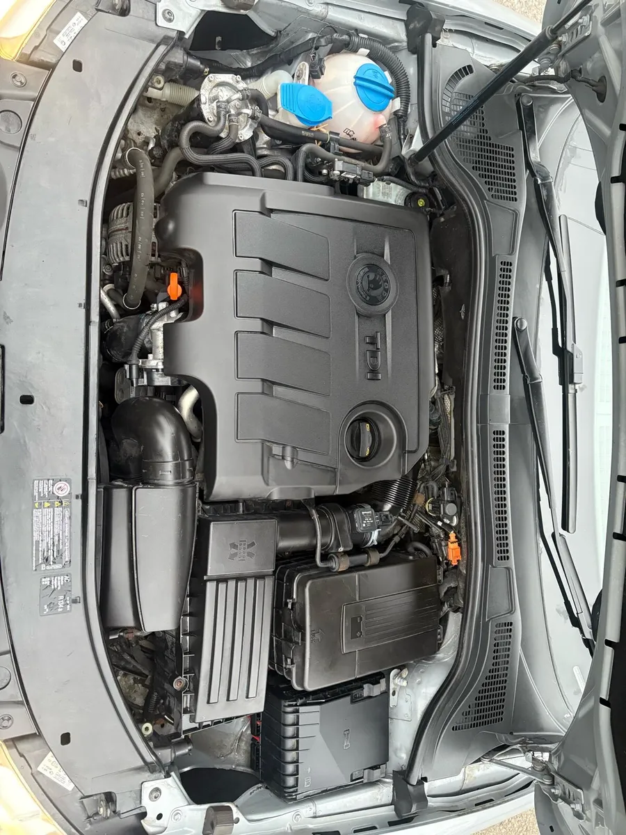 Skoda Superb 2012 NCT TAX - Image 4