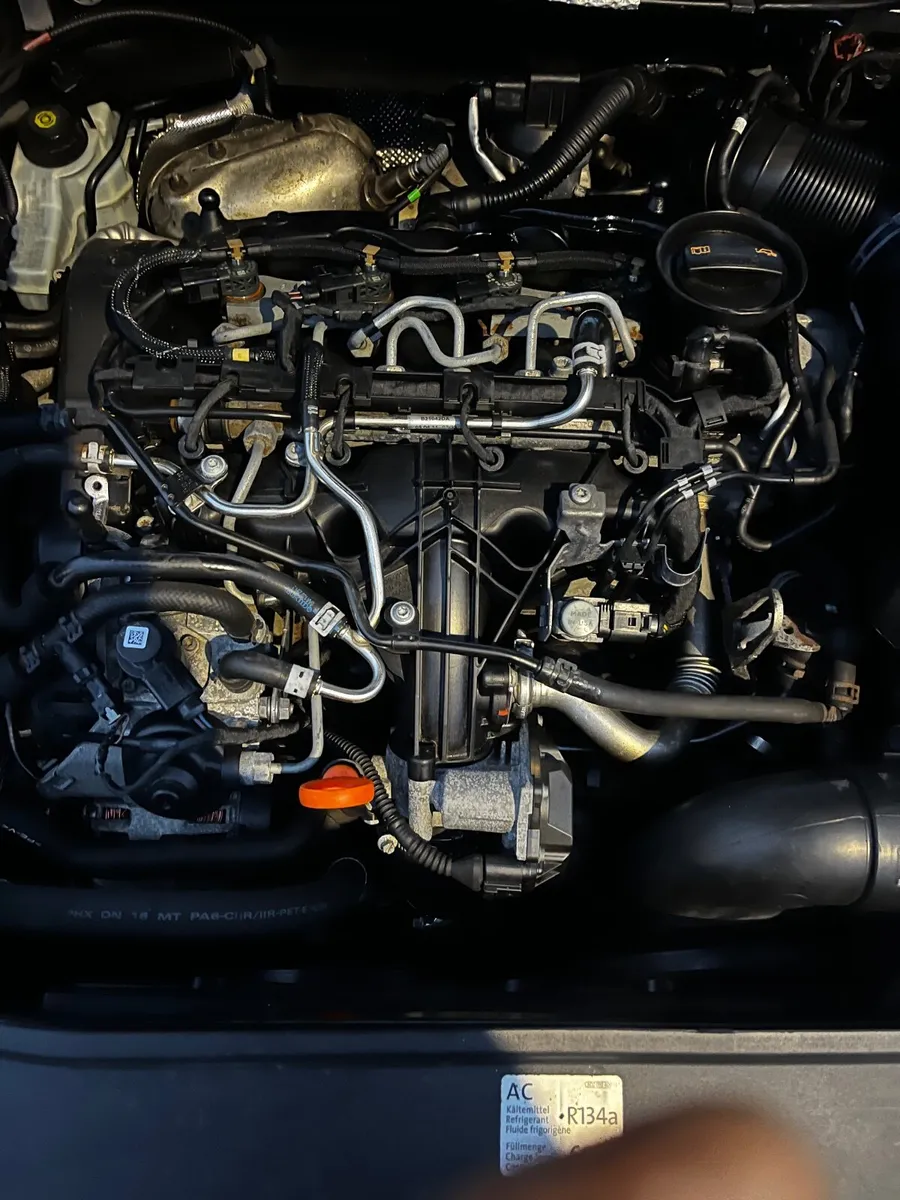 Volkswagen Passat 2011 - Image 3